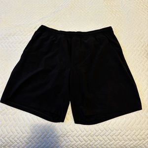XL - lululemon black pace breaker lined short